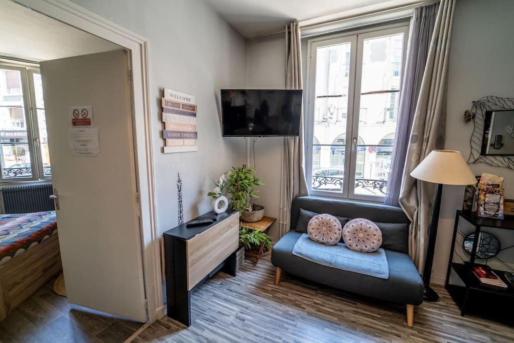 Apartamento Chant Du Voyage Hypercentre Blois Exterior foto