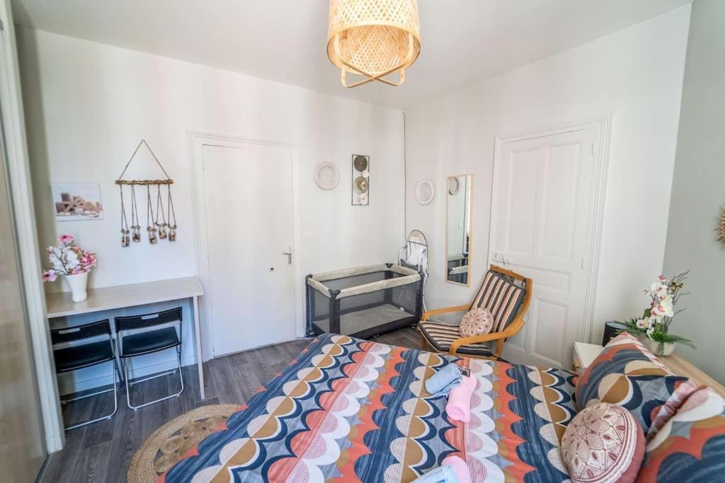 Apartamento Chant Du Voyage Hypercentre Blois Exterior foto